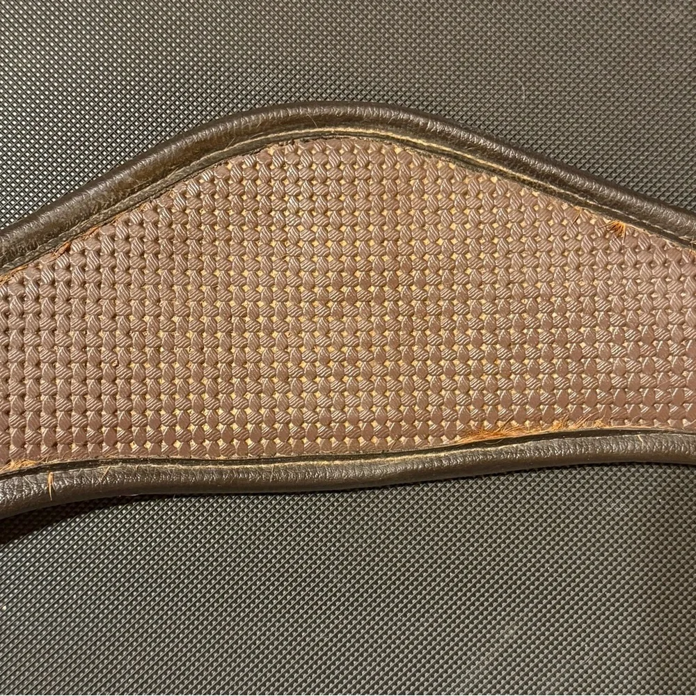 Total Saddle Fit Synthetic Girth 52” - Picture 5 of 6